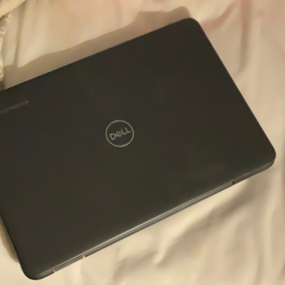 Dell Black Laptop Sleek Modern Design. I only take cash and Apple Pay
